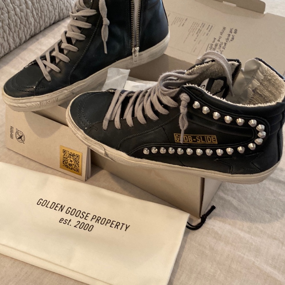 Golden Goose hi-top black leather with studs - EXCELLENT condition
